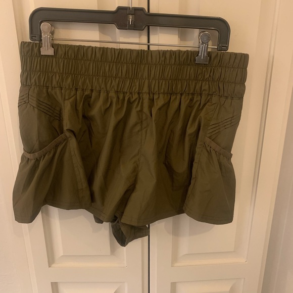 Free People Shorts New - Picture 1 of 2